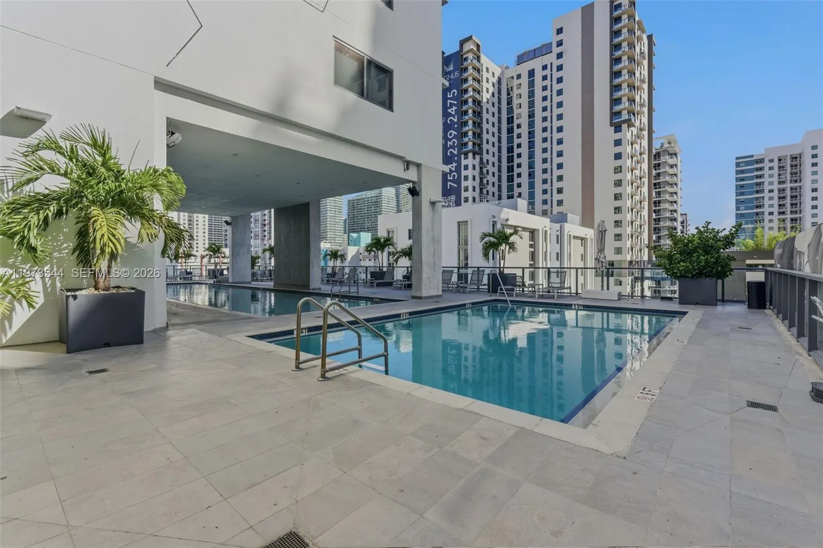 1 bedroom 1 bath for sale at 229 SW 9th St # 407, Miami FL 33130