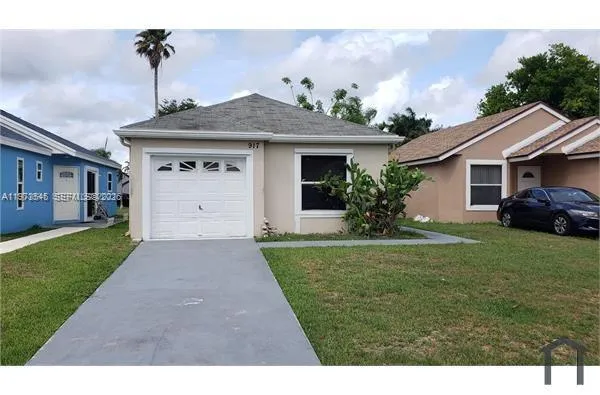 3 bedroom 2 bath for sale at 917 SW 7th Pl, Florida City FL 33034