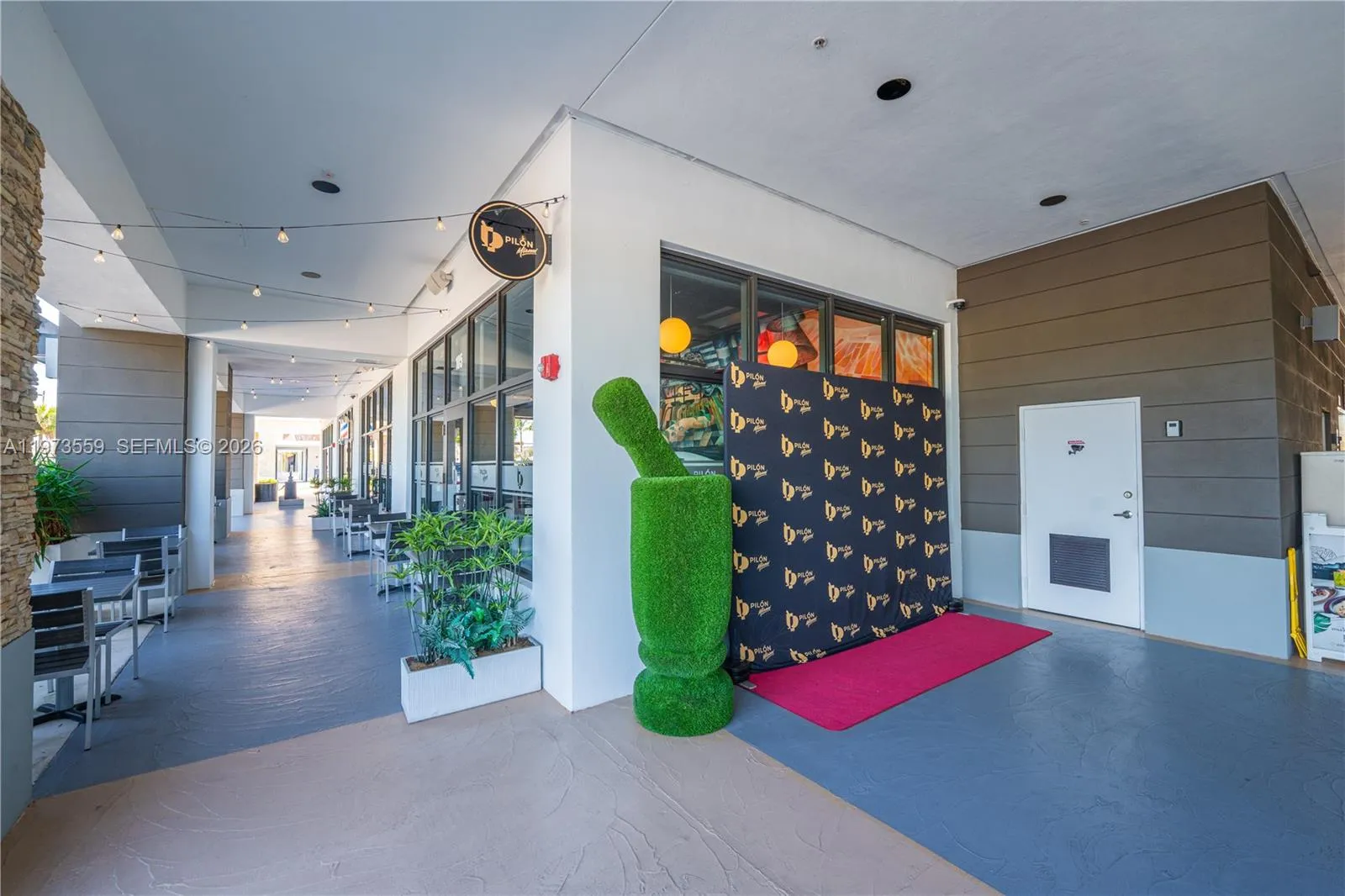 12850 sw 128th st, Miami FL 33186