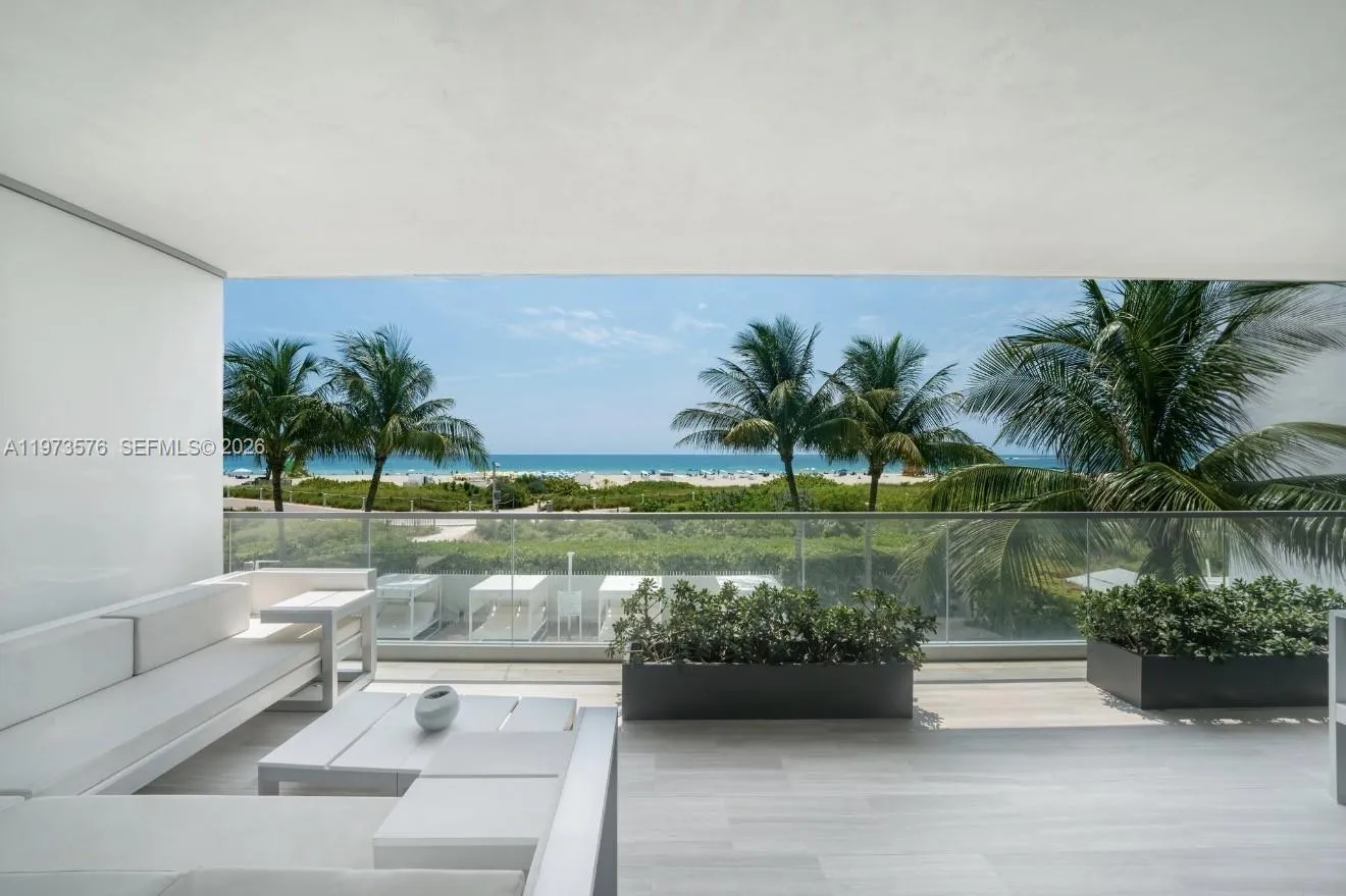 321 Ocean Dr # 200, Miami Beach FL 33139