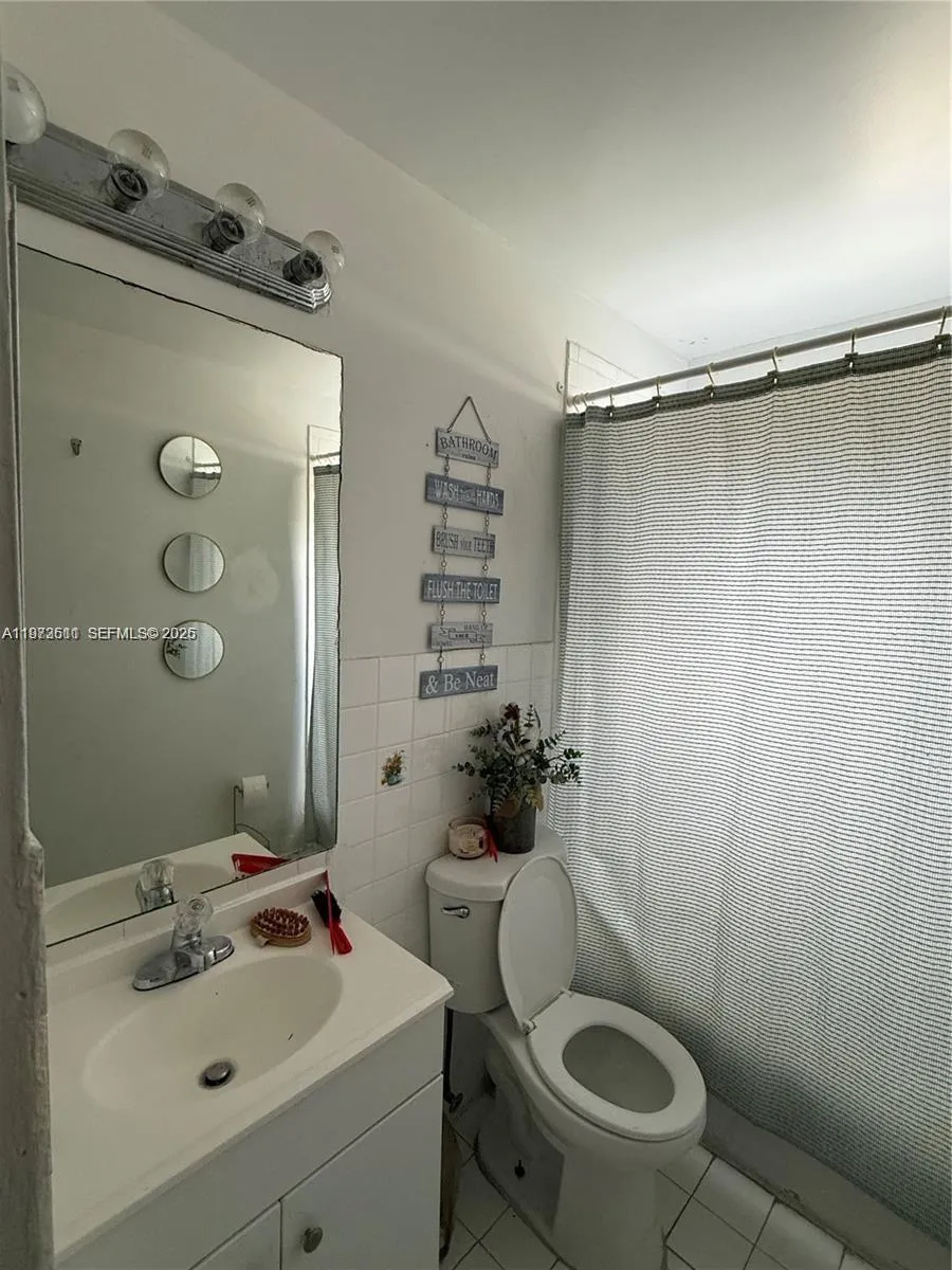 20305 NW 27th Ct, Miami Gardens FL 33056
