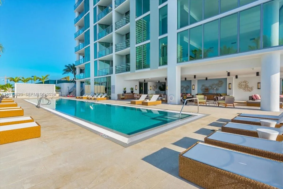 2900 NE 7th Ave # 3004, Miami FL 33137
