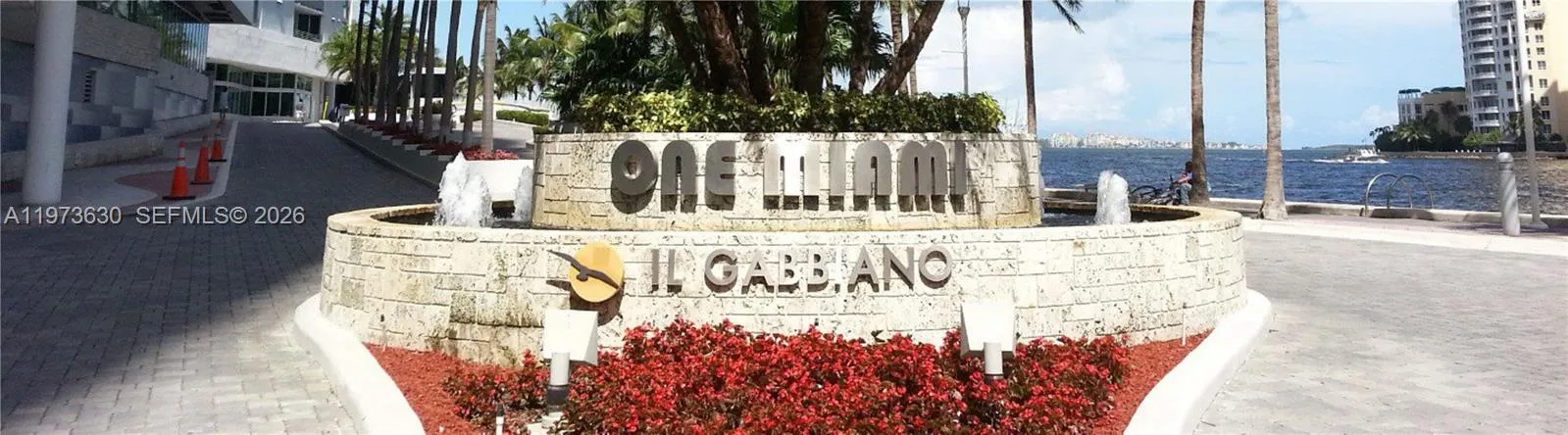 1 bedroom 1 bath for sale at 335 S Biscayne Blvd # 1002, Miami FL 33131