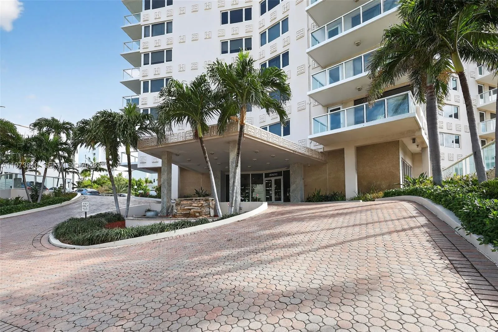 3000 Holiday Dr # 1505, Fort Lauderdale FL 33316