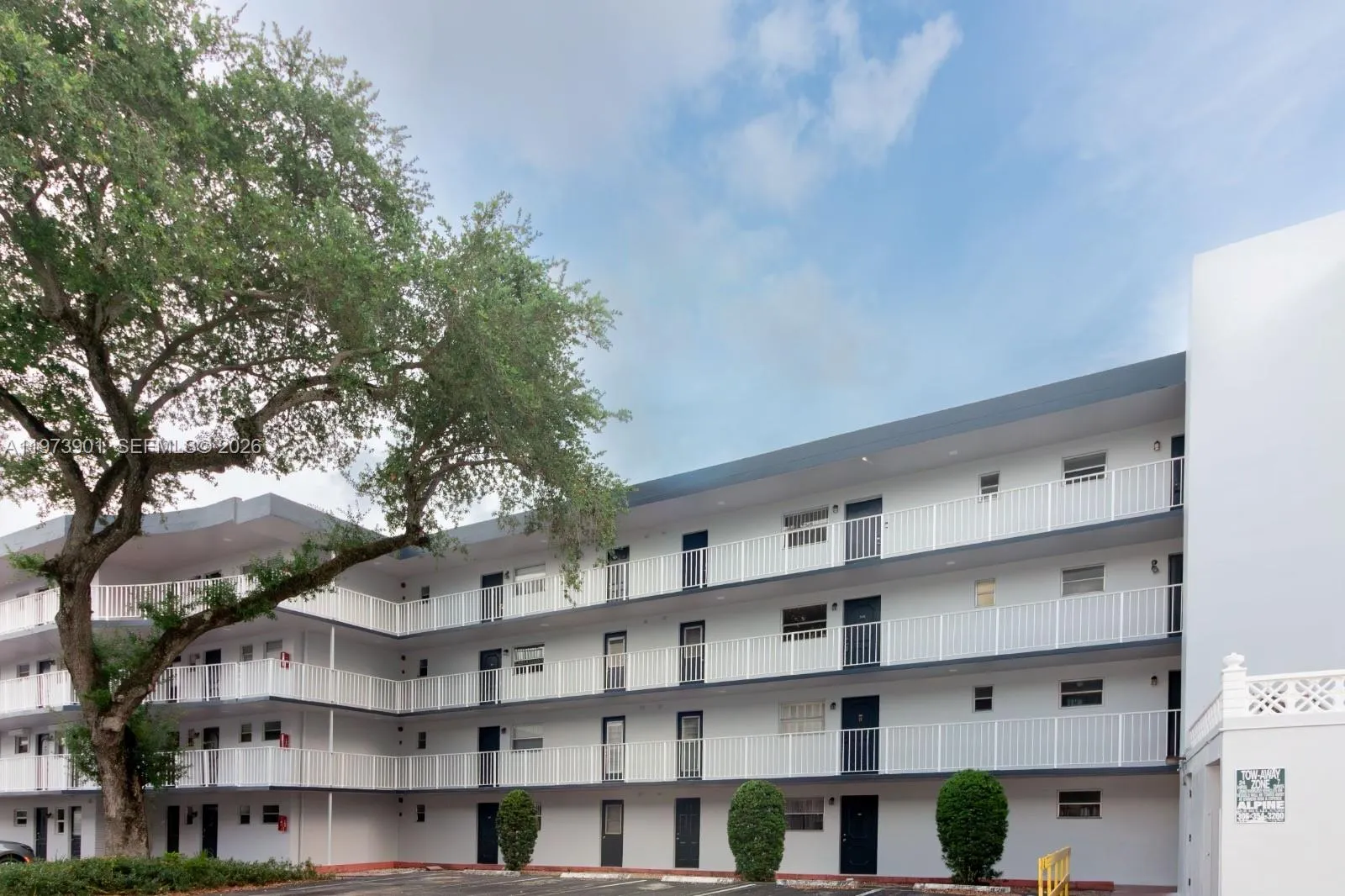 2 bedroom 2 bath for sale at 447 NE 195th St # 217, Miami FL 33179