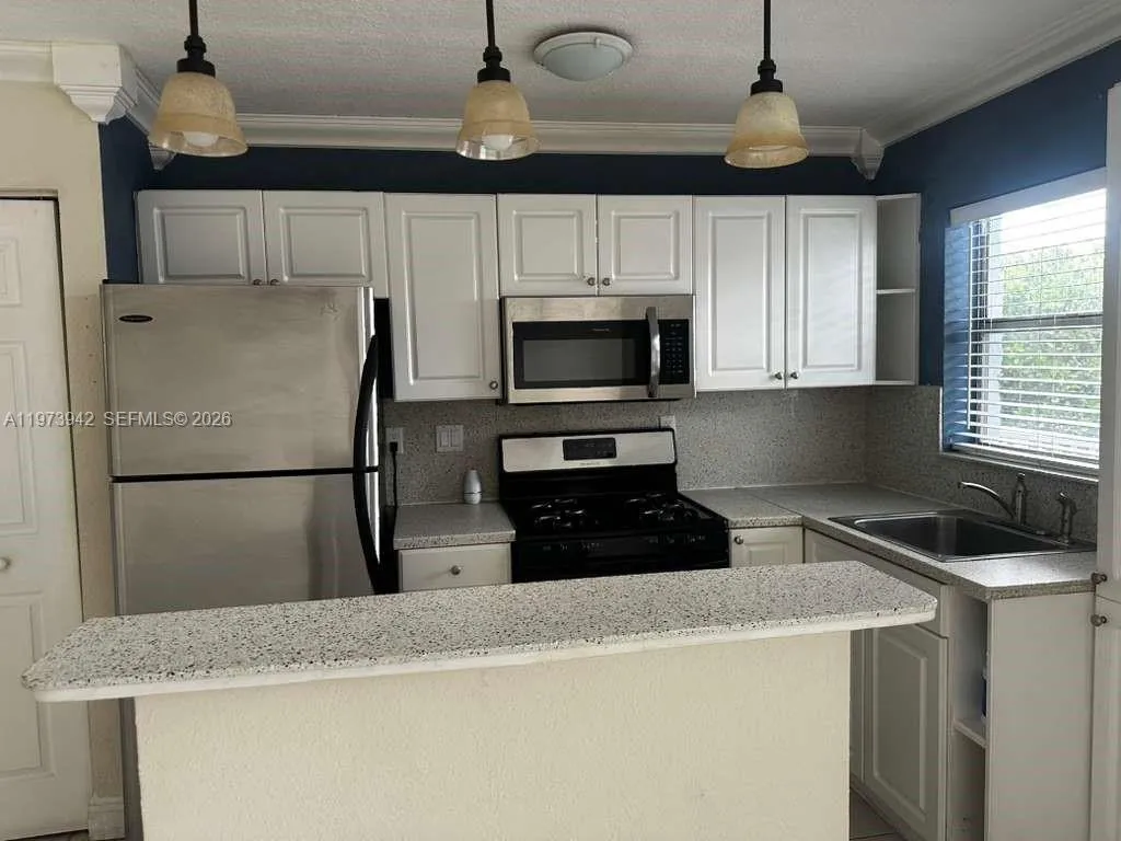 1 bedroom 1 bath for sale at 7101 SW 89th Ct # 212, Miami FL 33173