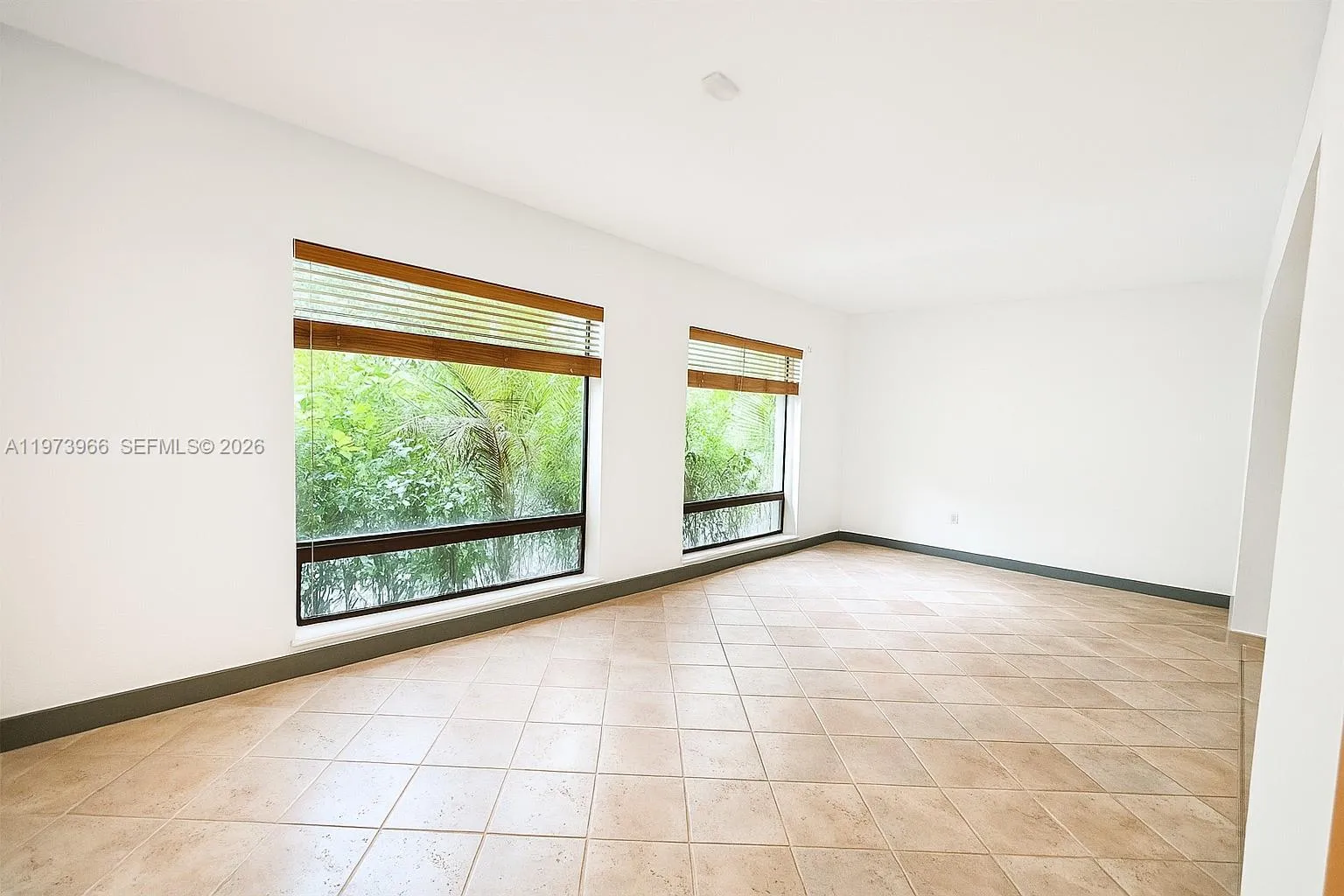 1915 Country Club Prado, Coral Gables FL 33134