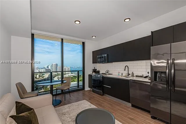 398 NE 5th St # 2802, Miami FL 33132