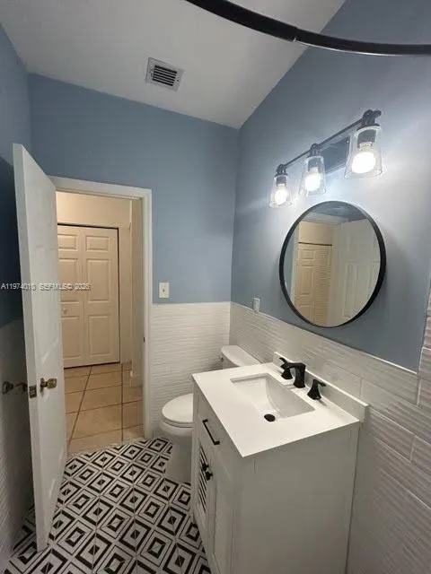 359 Meridian Ave # A207, Miami Beach FL 33139