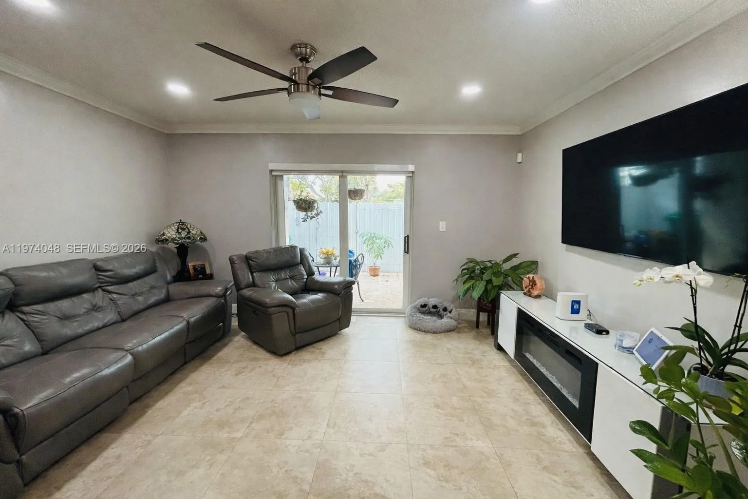 2 bedroom 2 bath for sale at 13890 SW 64th St, Miami FL 33183