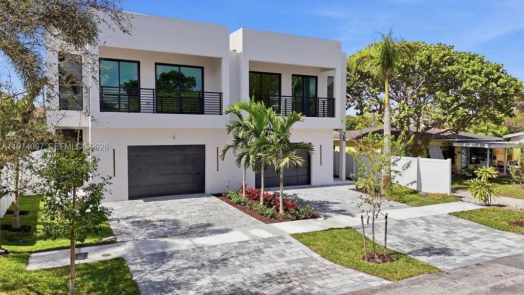 1135 NE 11th Ave, Fort Lauderdale FL 33304