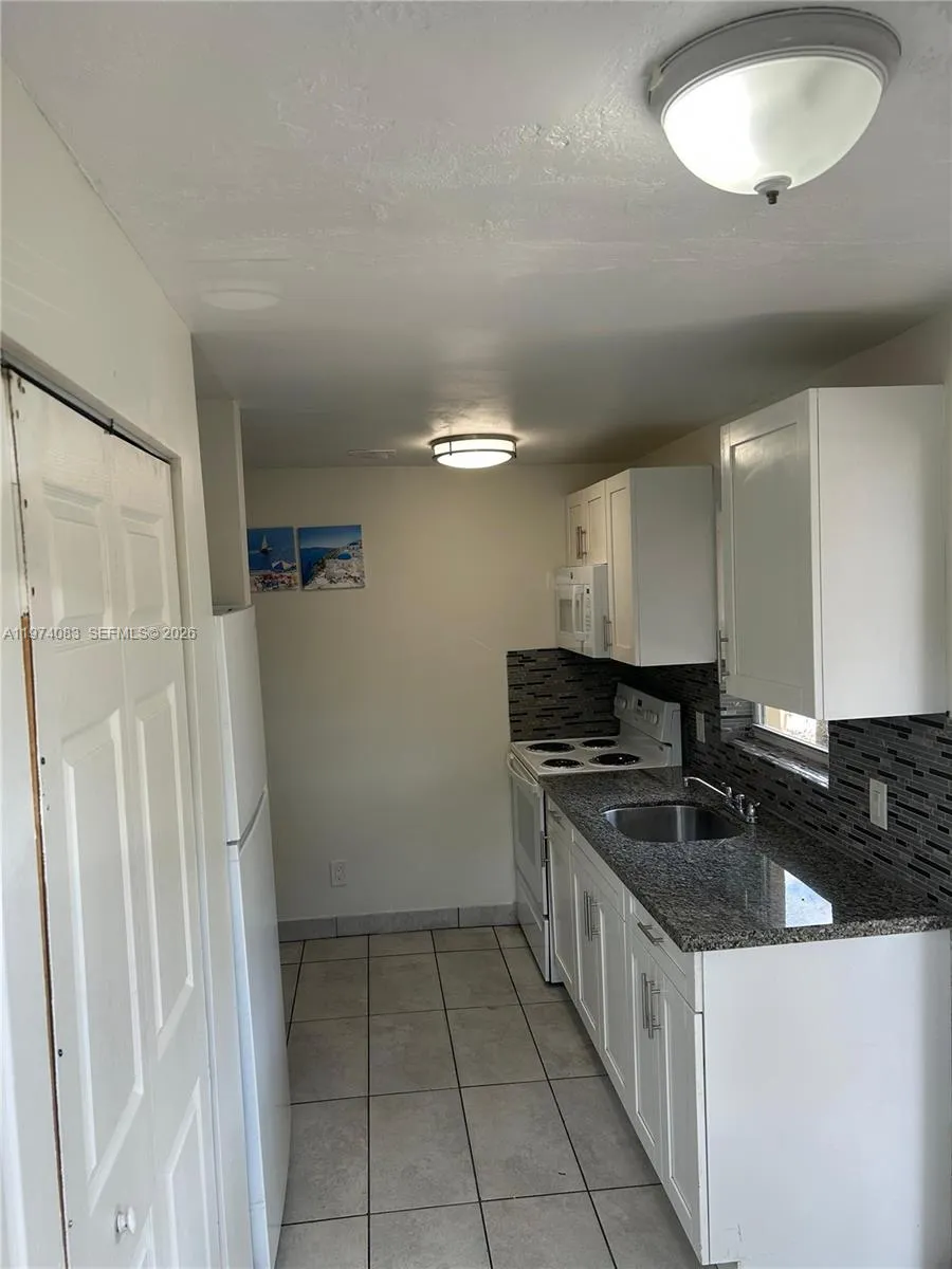 2615 NW 13th Ct, Fort Lauderdale FL 33311