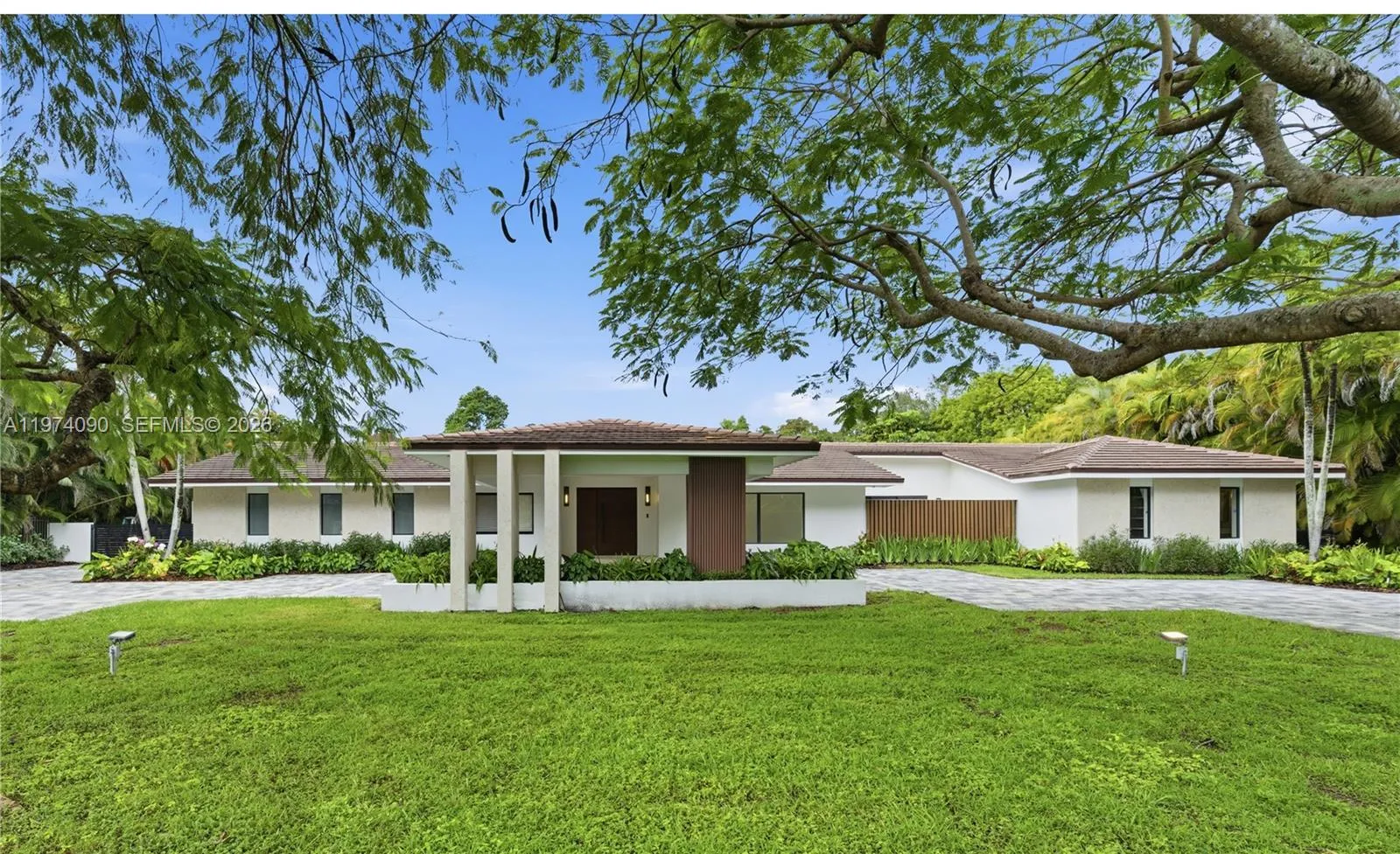 4 bedroom 4 bath for sale at 12050 SW 90th Ave, Miami FL 33176