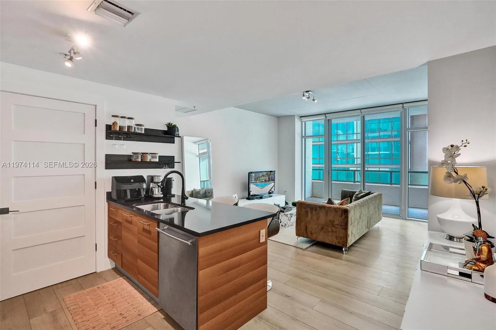 3301 NE 1st Ave # L0302, Miami FL 33137