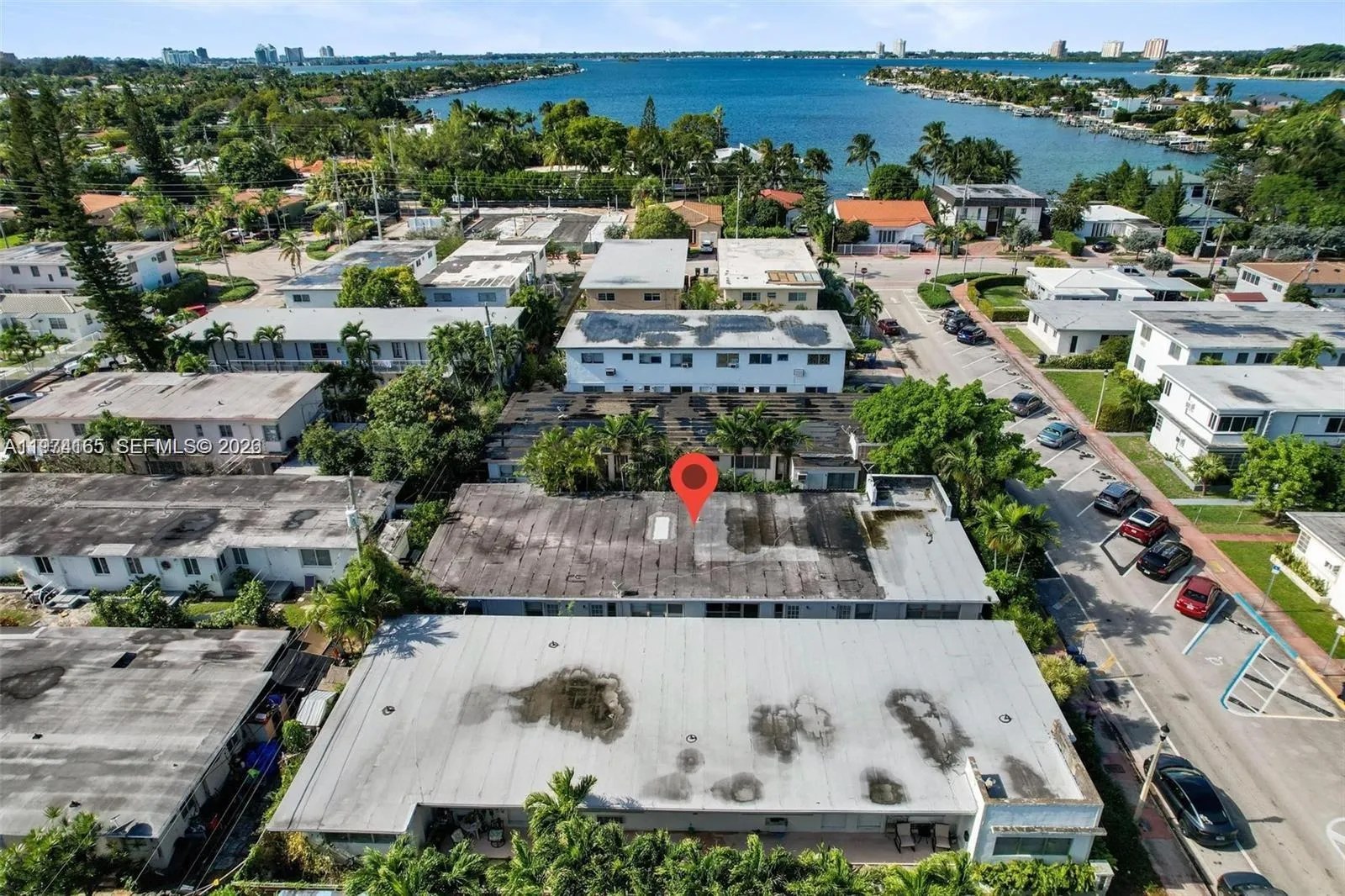 810 82nd St, Miami Beach FL 33141