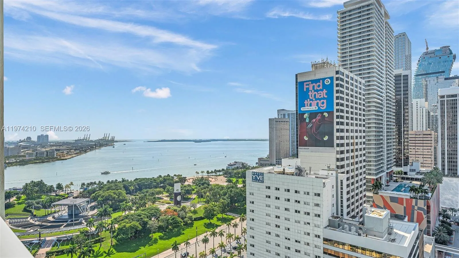 1 bedroom 1 bath for sale at 244 Biscayne Blvd # 1005, Miami FL 33132
