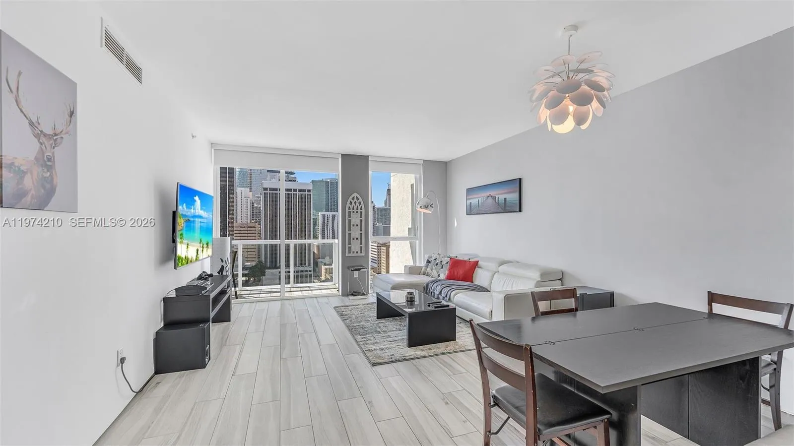 244 Biscayne Blvd # 1005, Miami FL 33132