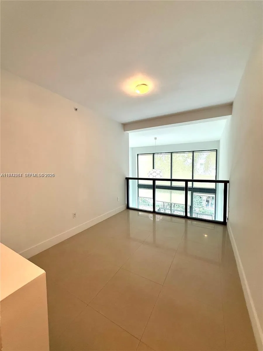 6000 Collins Ave # 313, Miami Beach FL 33140