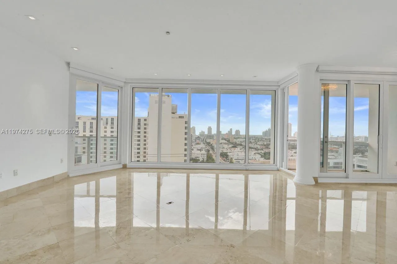 100 Lincoln Rd, Miami Beach FL 33139