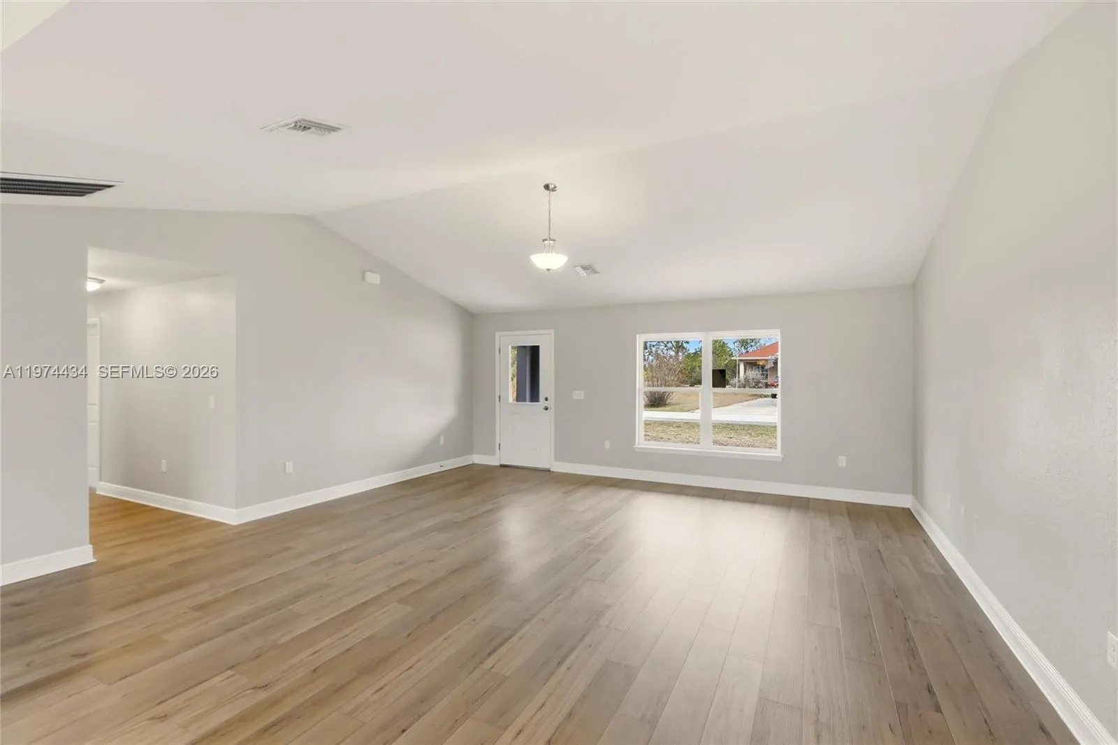 6823 Dickinson Drive, Sebring FL 33872