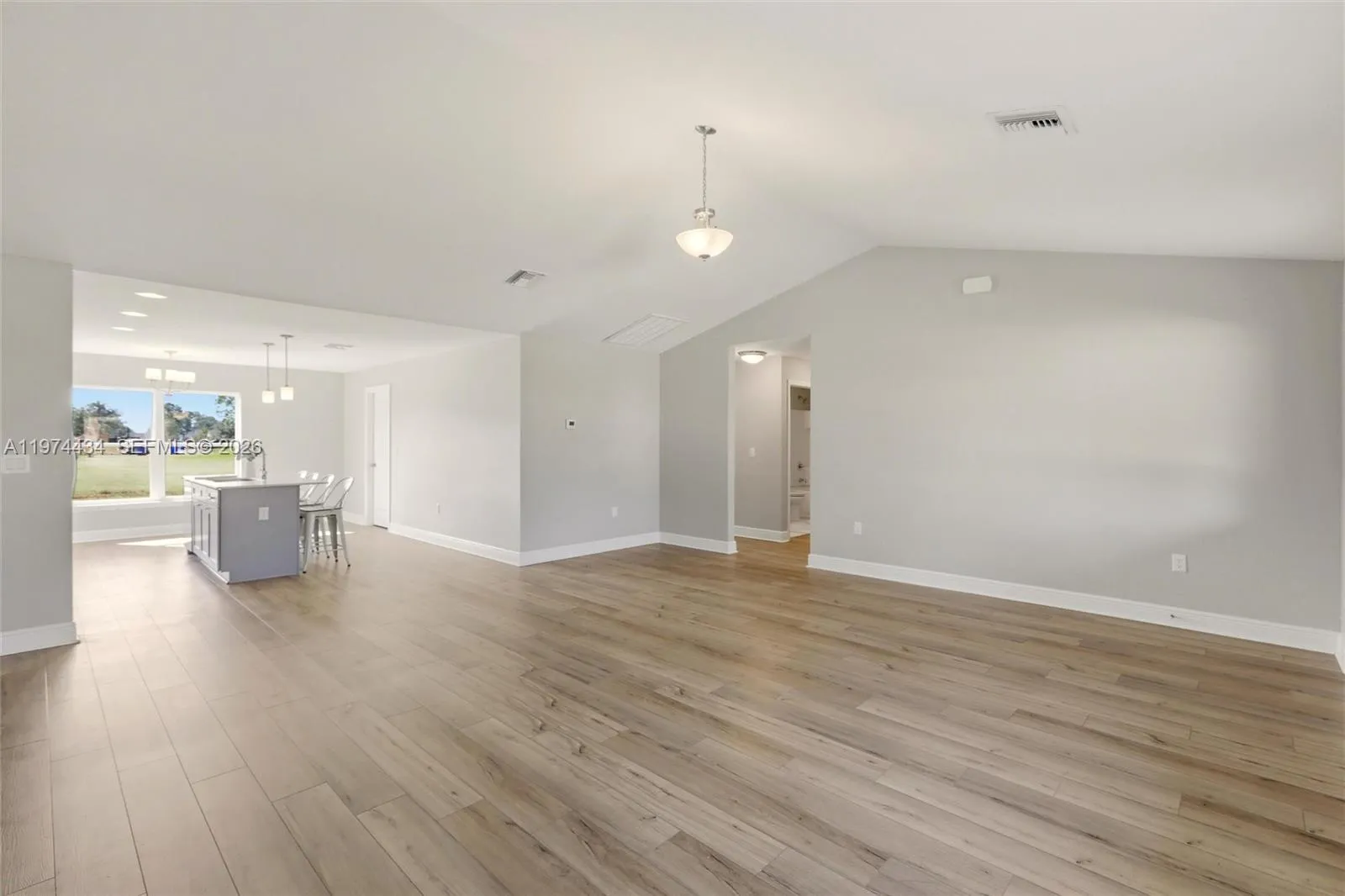6823 Dickinson Drive, Sebring FL 33872