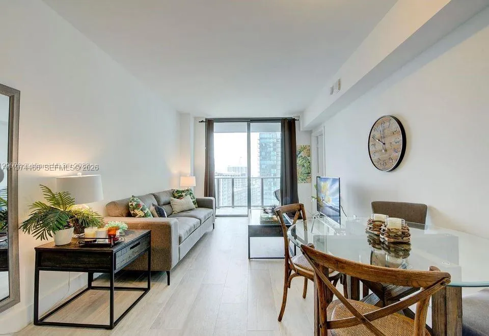 121 NE 34th St # 1603, Miami FL 33137