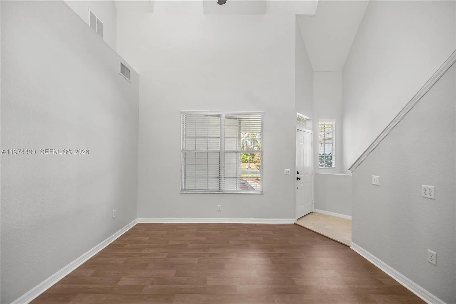231 NE 28th Ave Unit 103, Ocala FL 34470