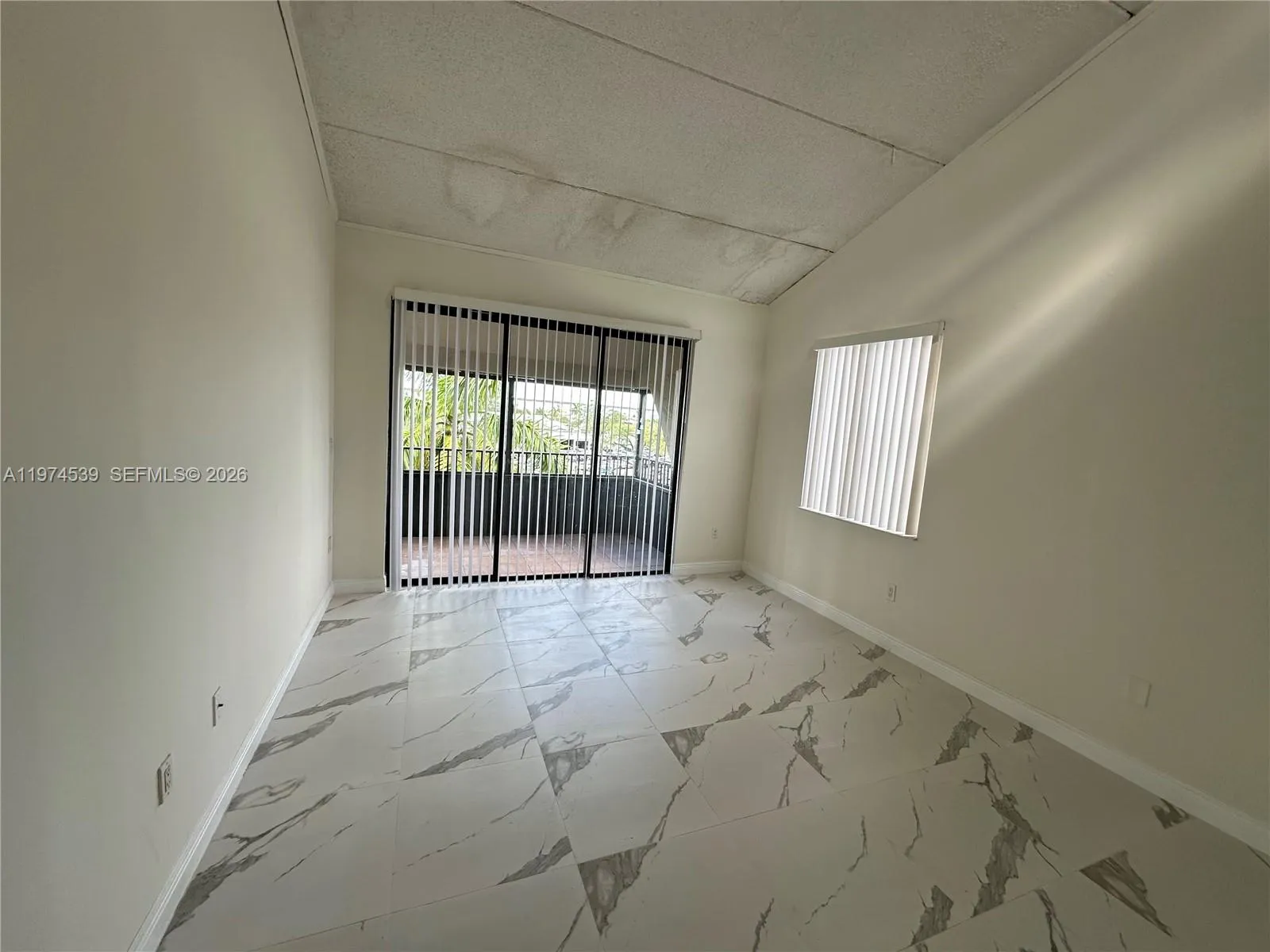 16220 NW 2nd Ave # 512, Miami FL 33169