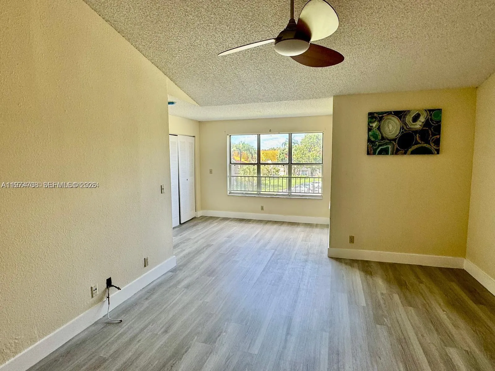 3390 N Pinewalk Dr N # 1038, Margate FL 33063