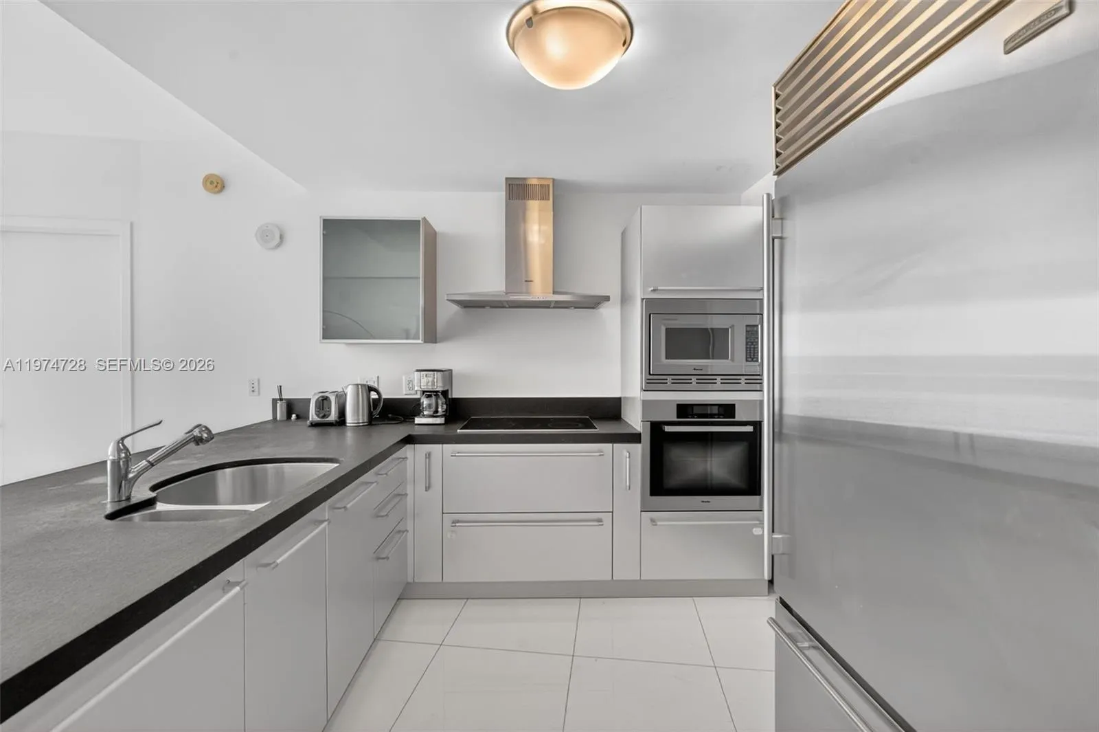 18201 Collins Ave # 2008, Sunny Isles Beach FL 33160
