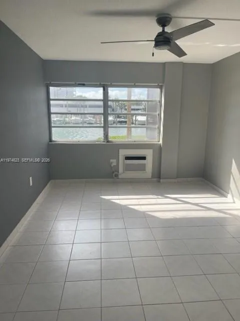 220 Kings Point Dr # 103, Sunny Isles Beach FL 33160