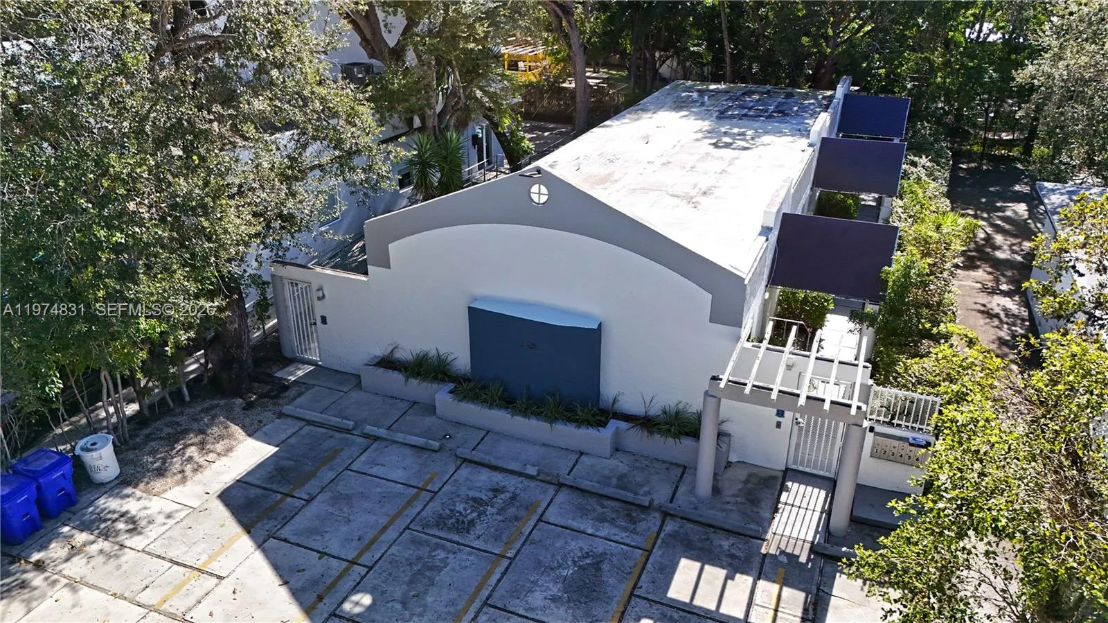 2825 SW 3rd Ave, Miami FL 33129