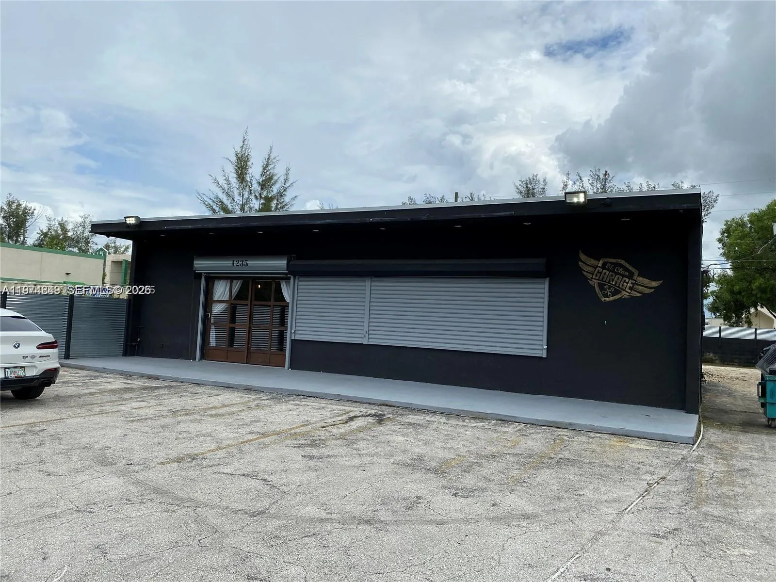 1235 NW 103rd St, Miami FL 33147