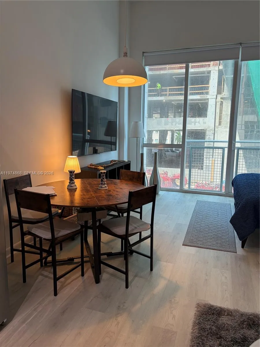 244 Biscayne Blvd # 341, Miami FL 33132