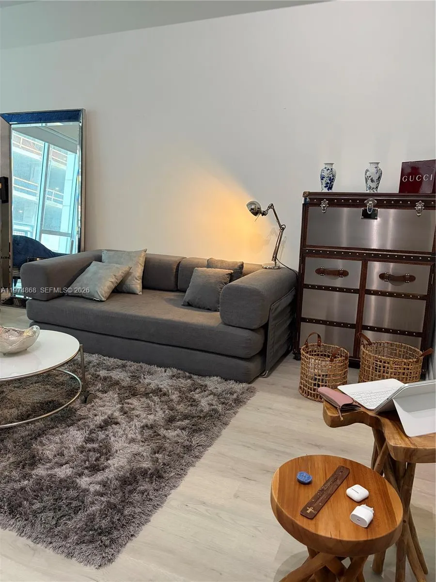 244 Biscayne Blvd # 341, Miami FL 33132