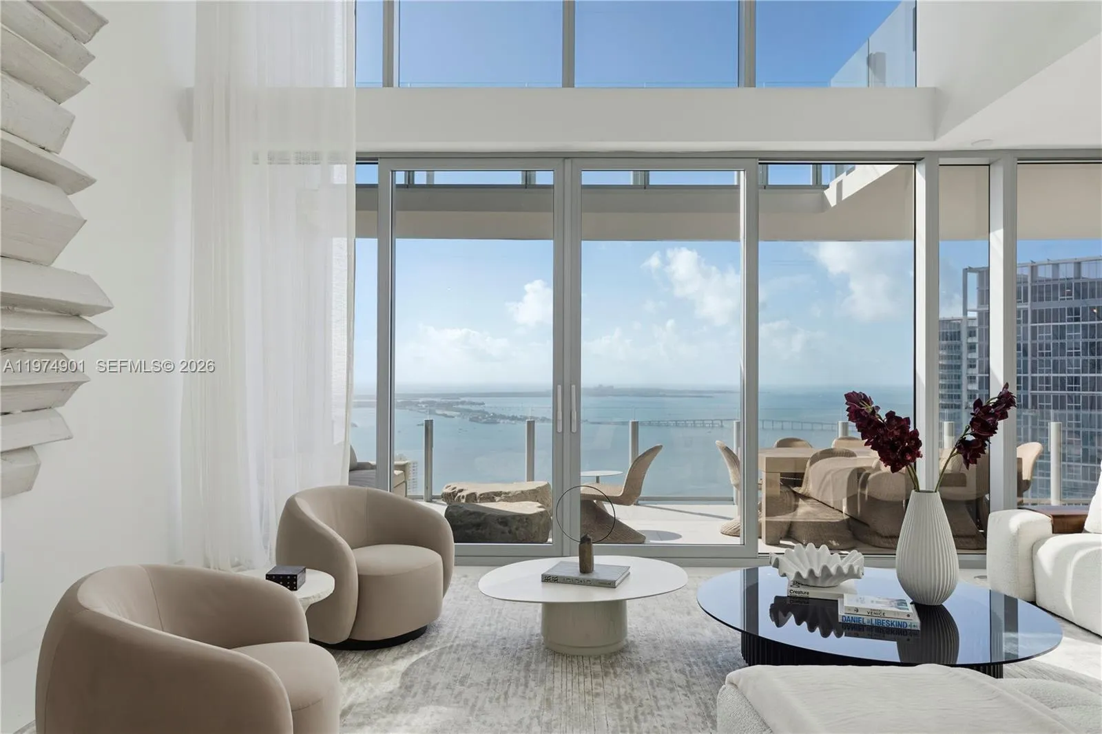 300 Biscayne Boulevard Way, Miami FL 33131