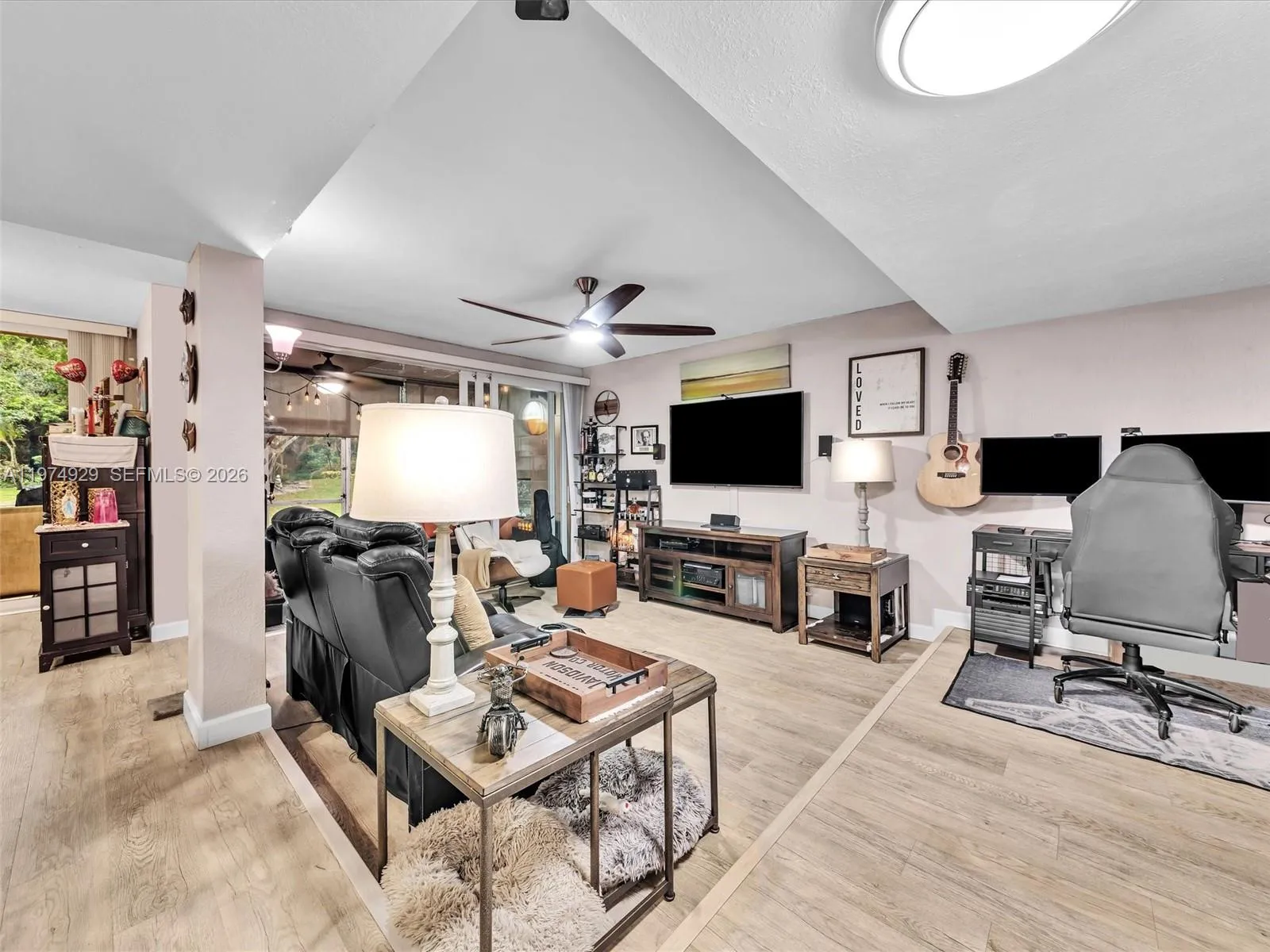 9410 Live Oak PL # 110, Davie FL 33324