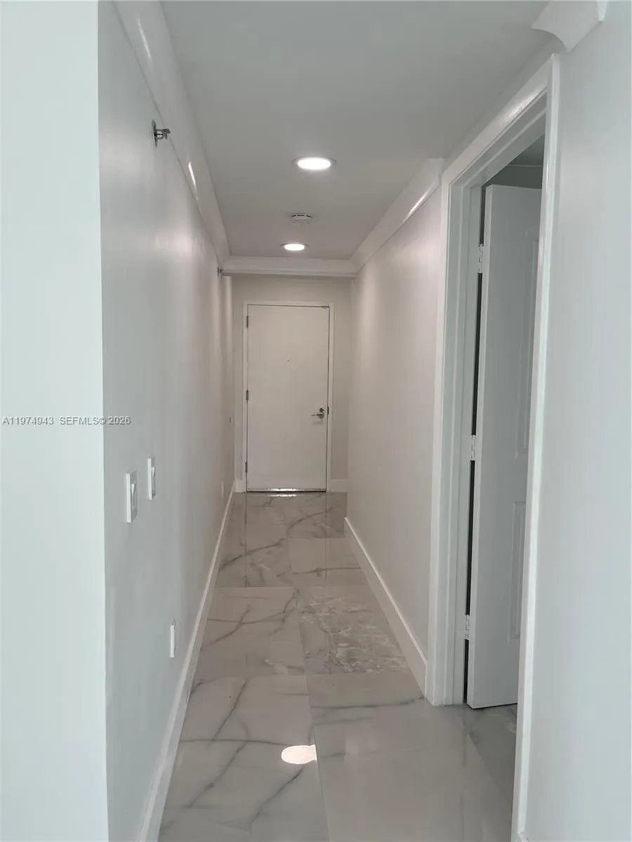 2681 N Flamingo Rd # 401S, Sunrise FL 33323