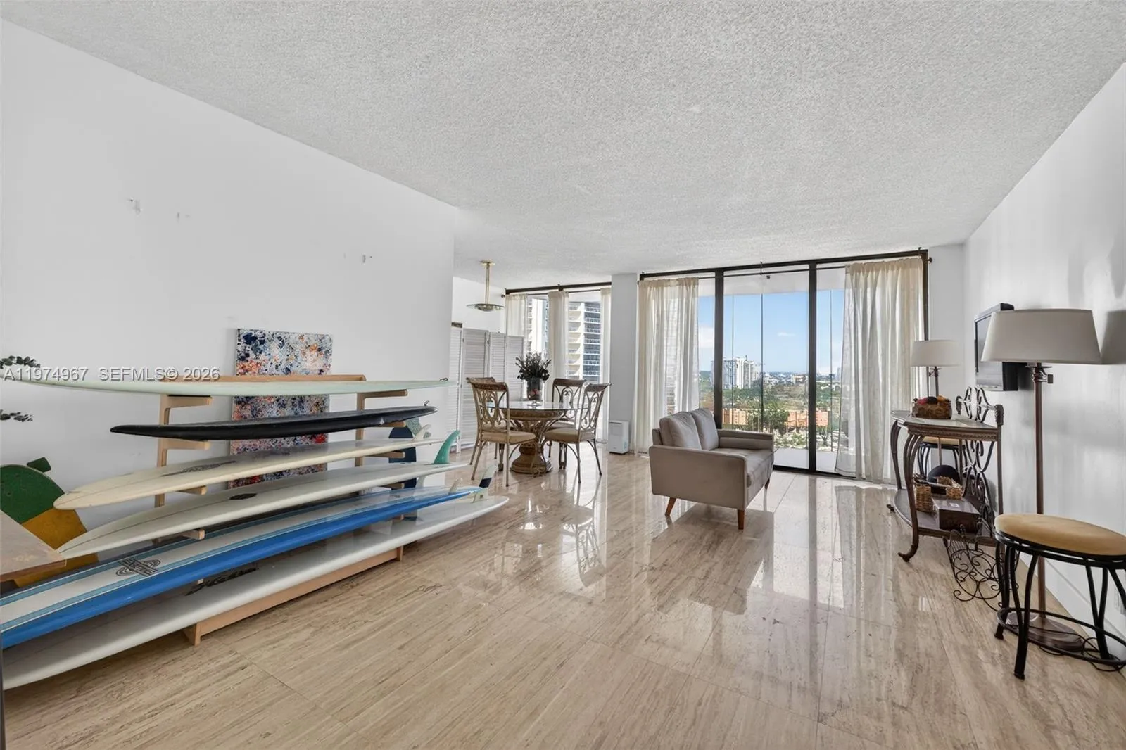 1 bedroom 1 bath for sale at 19355 Turnberry Way # 17C, Aventura FL 33180
