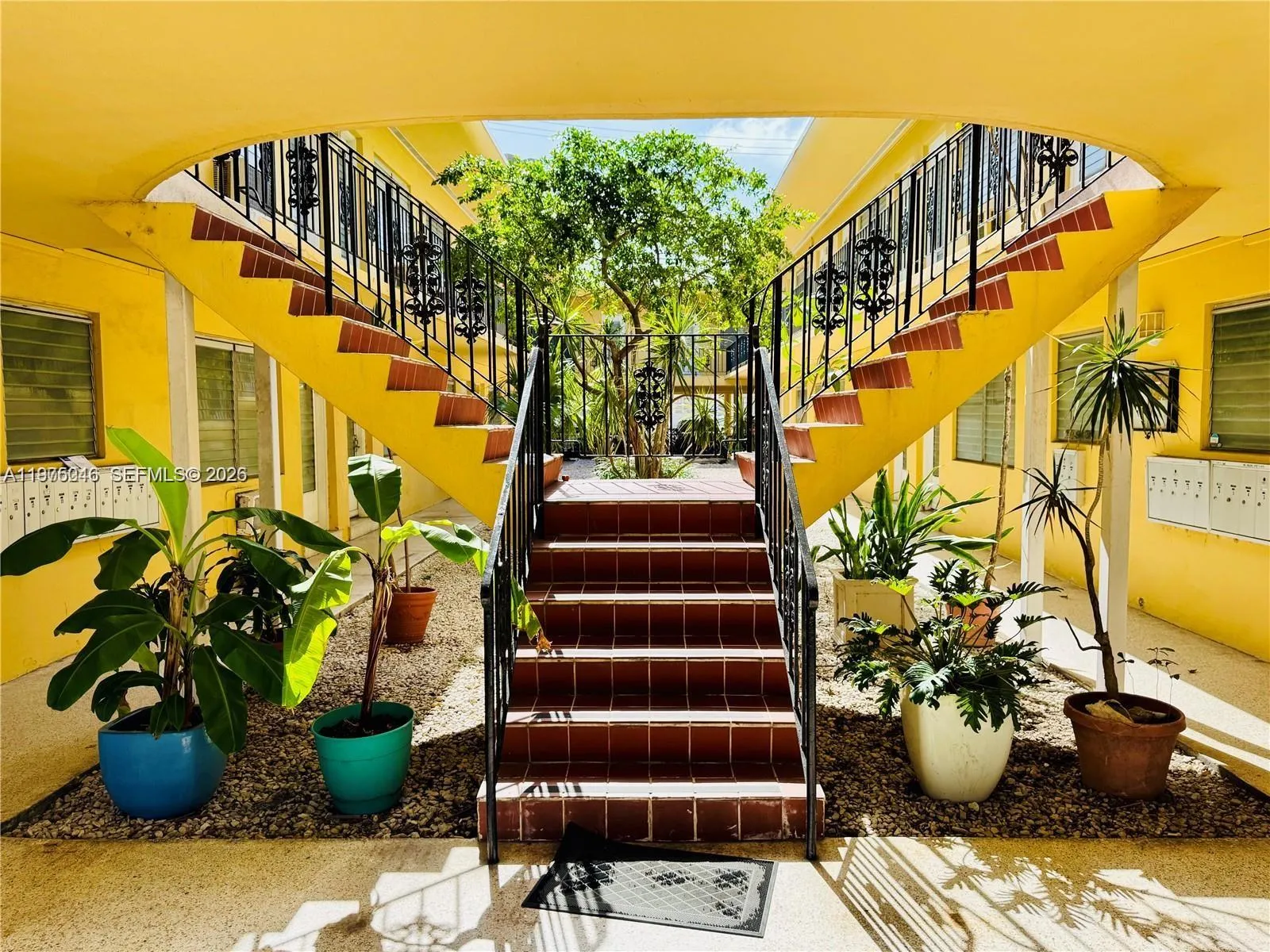 75 Washington Ave # 18, Miami Beach FL 33139