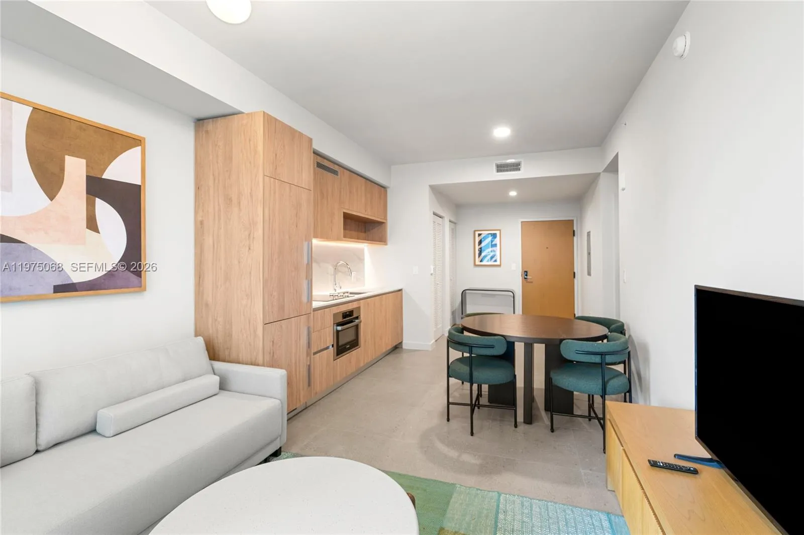 1 bedroom 1 bath for sale at 11 NE 6th St # 2104, Miami FL 33132