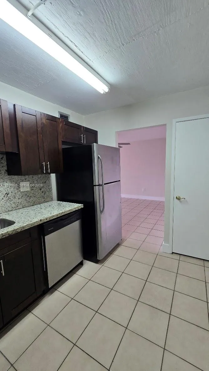 9120 Fontainebleau Blvd # 501, Miami FL 33172