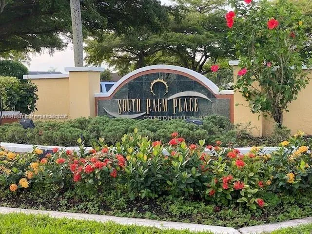 7630 Westwood Dr # 327, Tamarac FL 33321