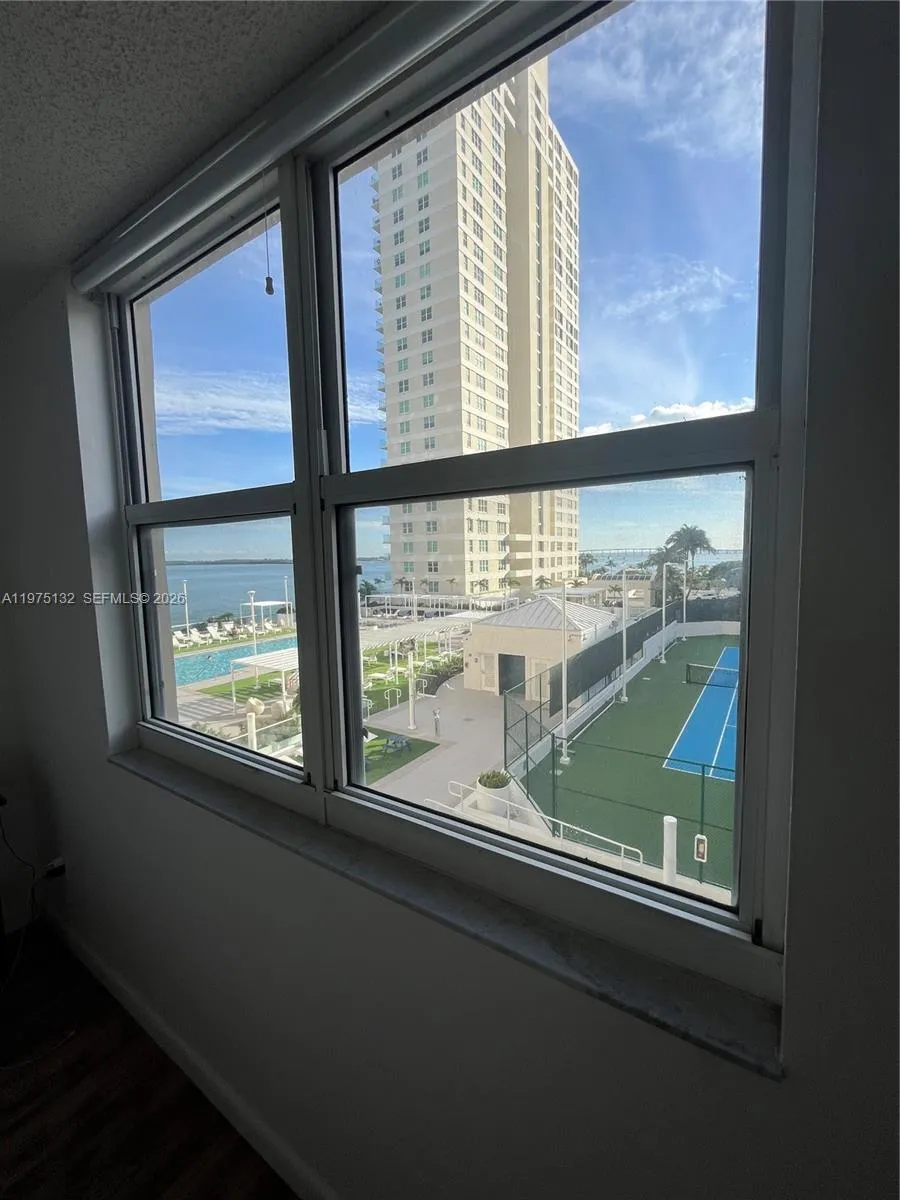 770 Claughton Island Dr # 606, Miami FL 33131