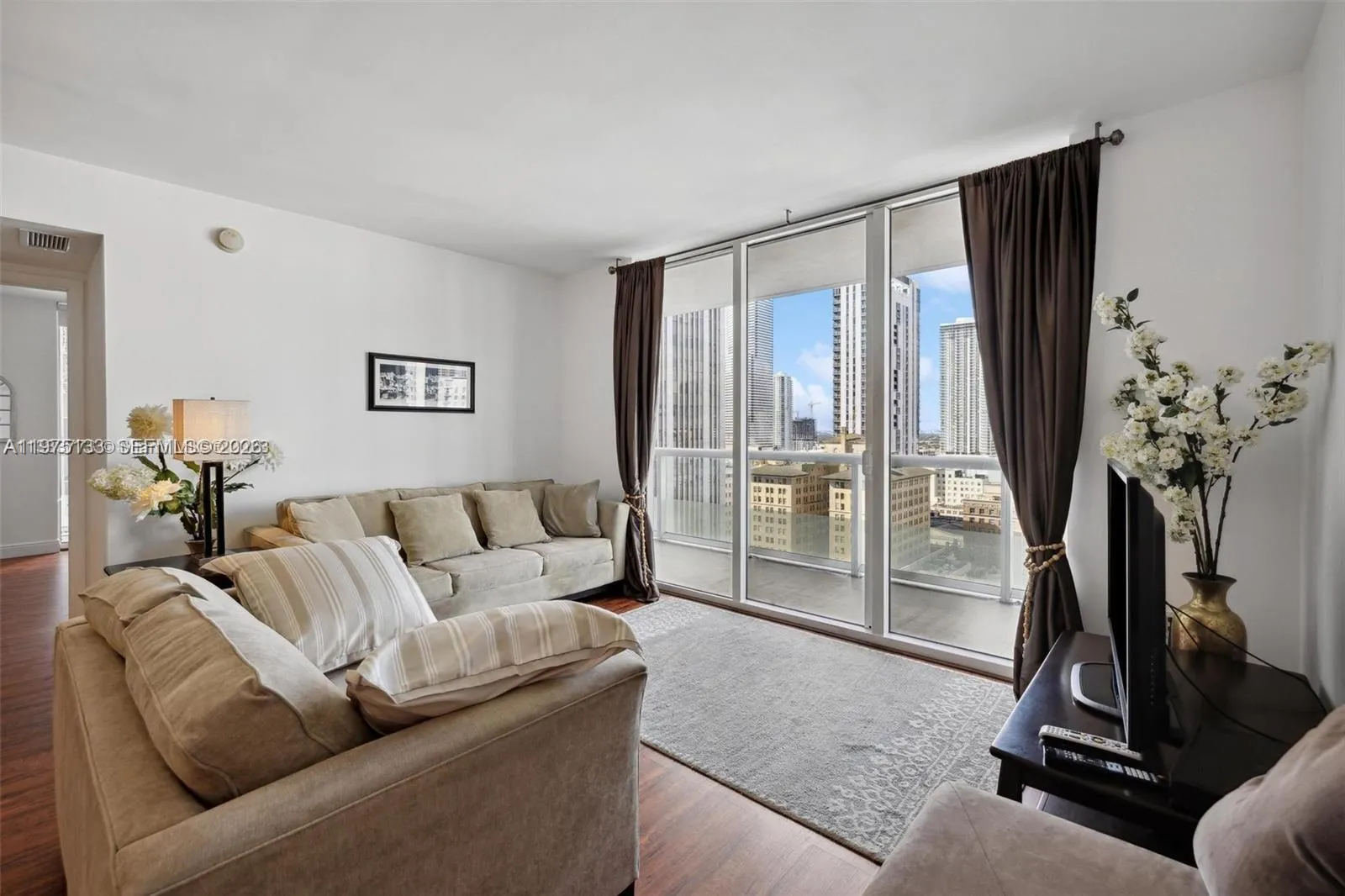 50 Biscayne Blvd # 2111, Miami FL 33132
