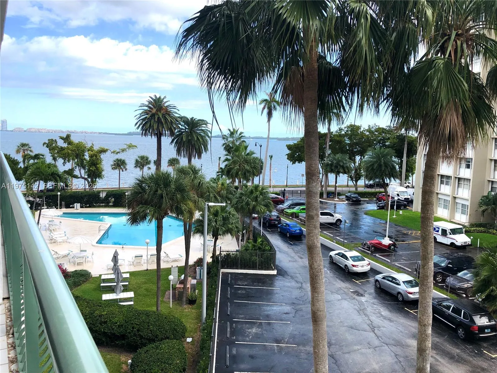 1408 Brickell Bay Dr # 404, Miami FL 33131