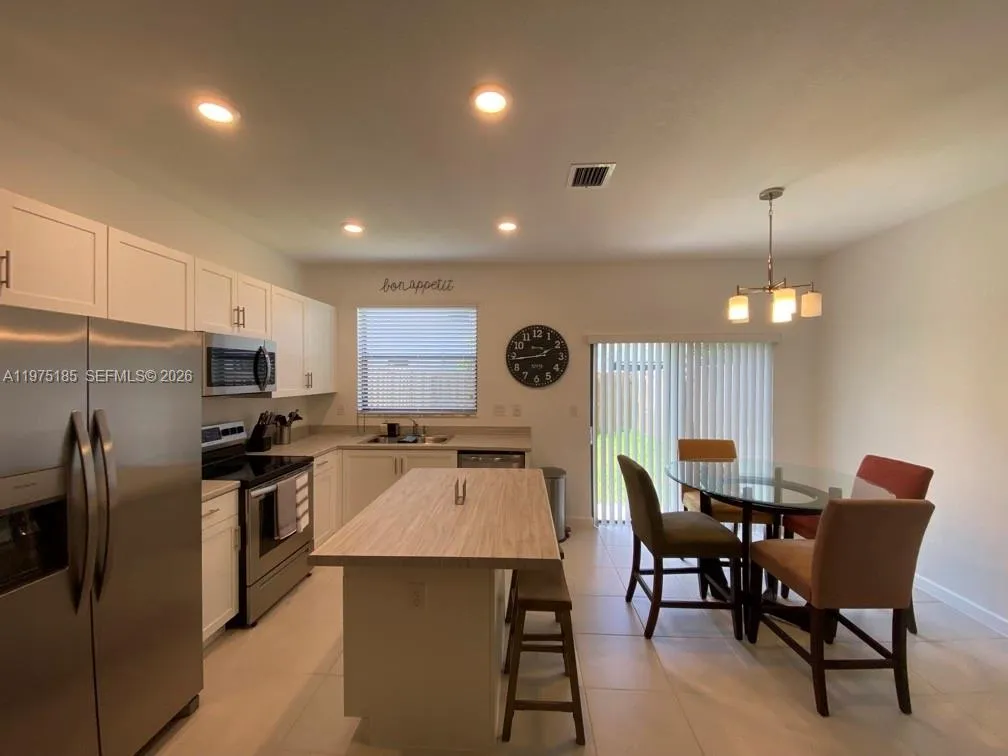 28704 SW 133rd Ct, Homestead FL 33033