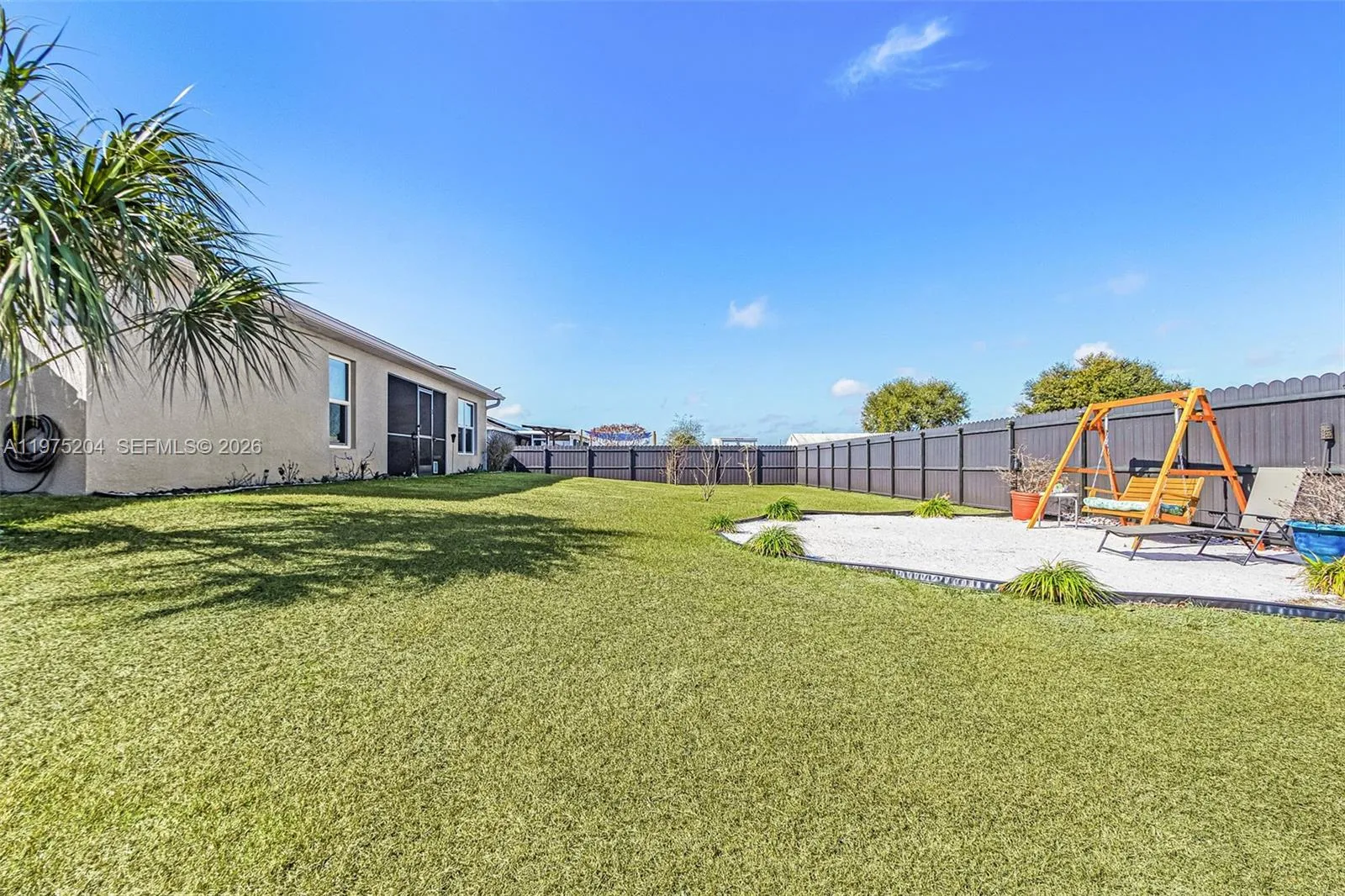 3 bedroom 2 bath Residential for sale at 9032 Meadow Circle, La Belle FL 33935
