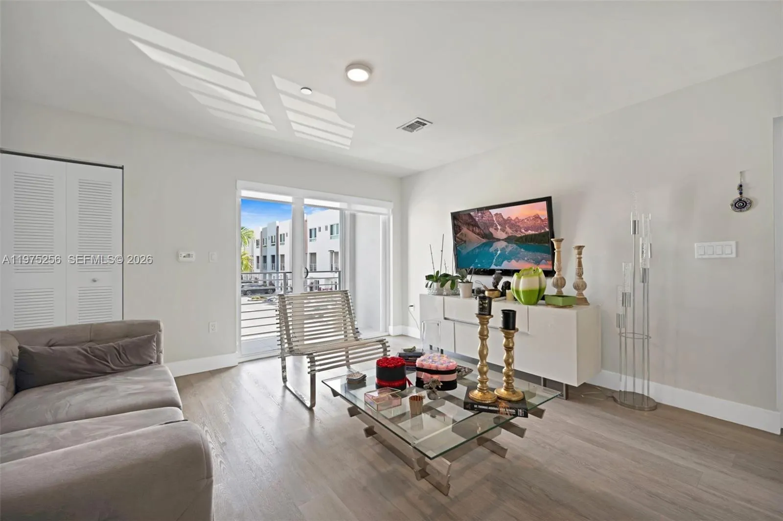2535 NE 193rd St # 3209, Miami FL 33180