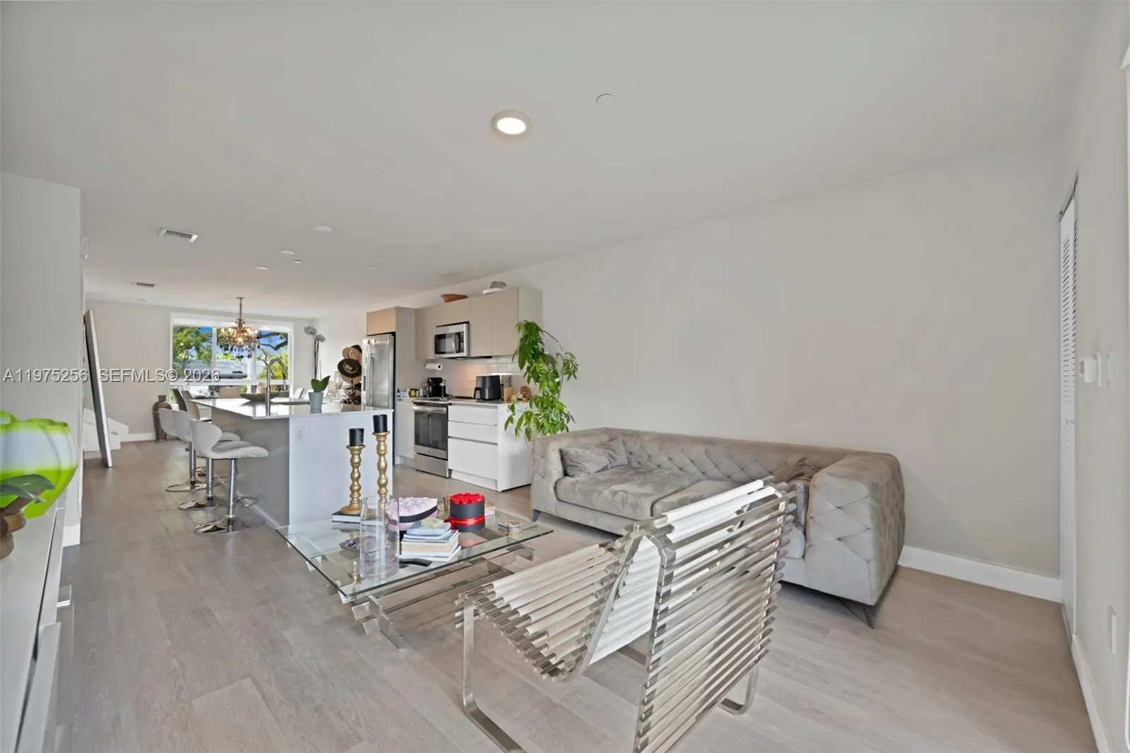 2535 NE 193rd St # 3209, Miami FL 33180